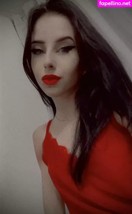 Darkqueenn01 OnlyFans Thumbnail #5wwqYKmRZ2