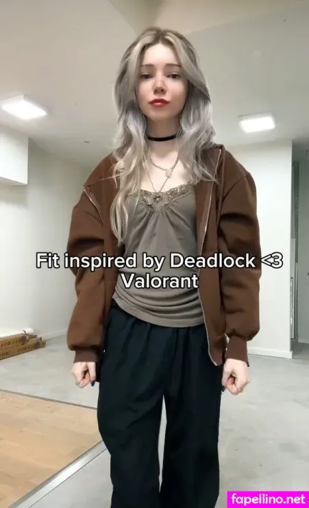 Darkredsakura Main Profile Photo