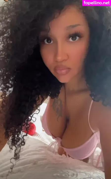 Darla Dimples OnlyFans Thumbnail #1TZqm3t4B4