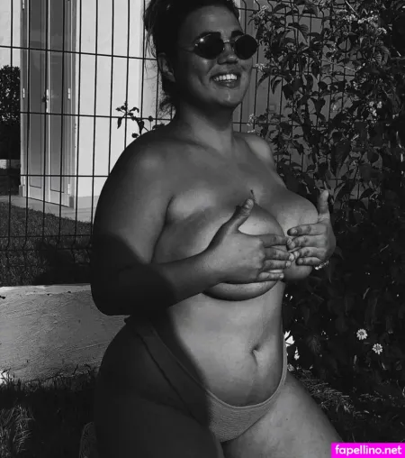 Darlena OnlyFans Thumbnail #1fjwL6azj1