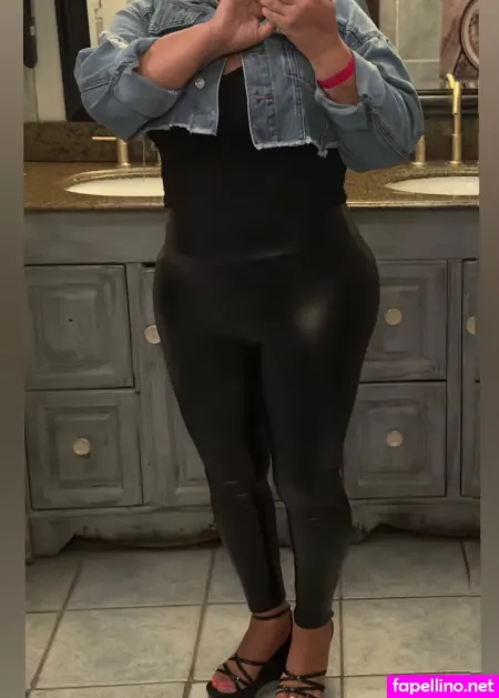 Darlingmistresslacey OnlyFans Thumbnail #8hm7BojxPH