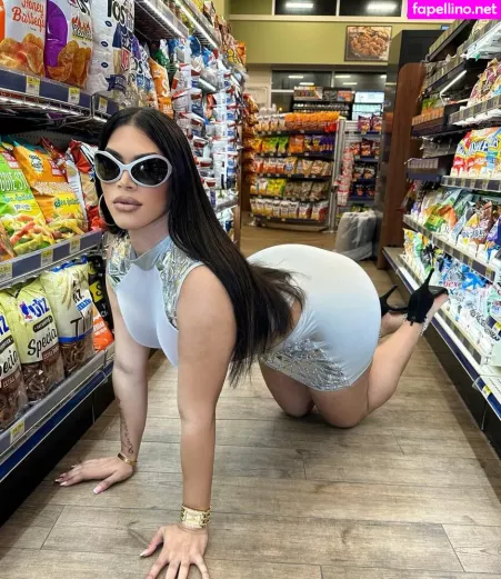 Darlyn Castillo OnlyFans Thumbnail #vnNs6IwtxU