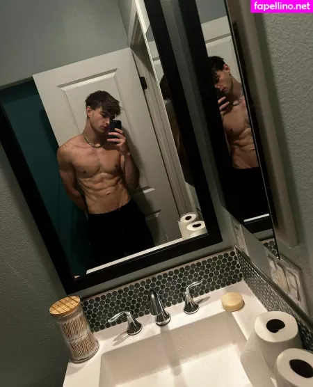 Darrelljones OnlyFans Thumbnail #mpop5K91xF