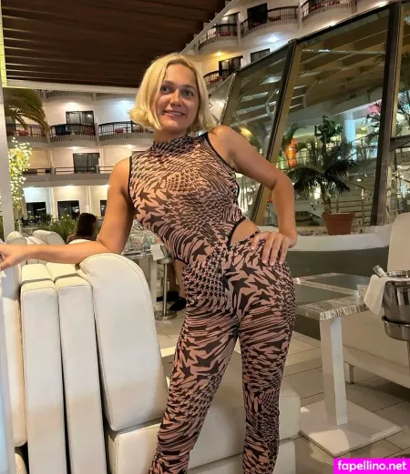 Darya Amp Javi OnlyFans Thumbnail #49ly1uSA8m