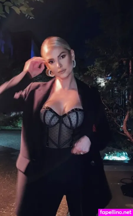 Darya Strelnikova OnlyFans Thumbnail #2DYPgcYkjW