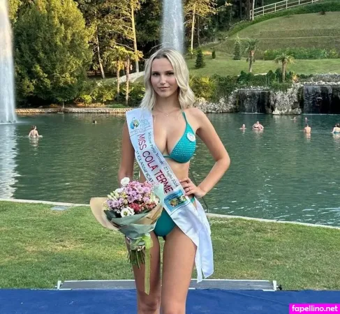 Daryna Ivanets OnlyFans Thumbnail #l8oKFHXXGP