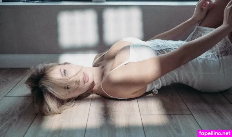 Dasha Boyko OnlyFans Thumbnail #qnEBAbilnL