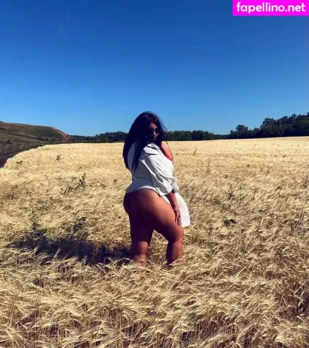 Dasha Kovalenko OnlyFans Thumbnail #iyEiSoUgjw