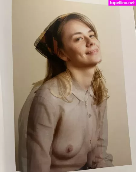 Dasha Nekrasova OnlyFans Thumbnail #KDgKBksbAW