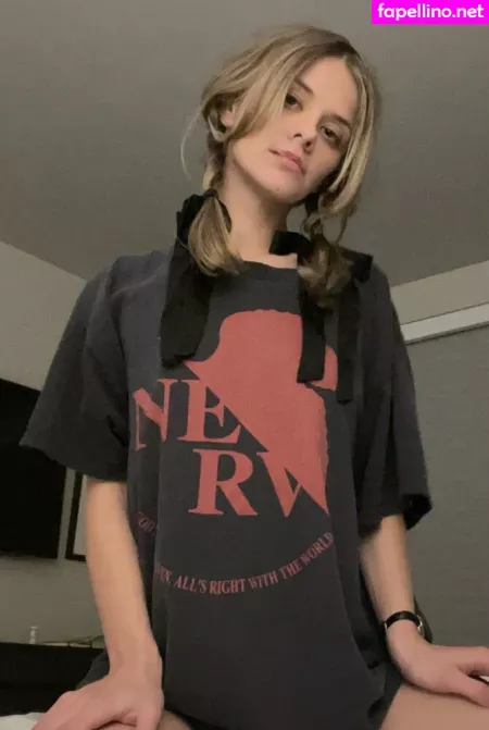 Dasha Nekrasova OnlyFans Thumbnail #UDB1P3TzyA