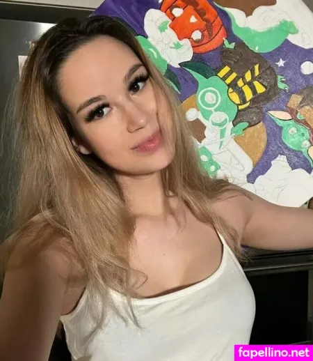 Dasha Reacts OnlyFans Thumbnail #xHoTa83UIs