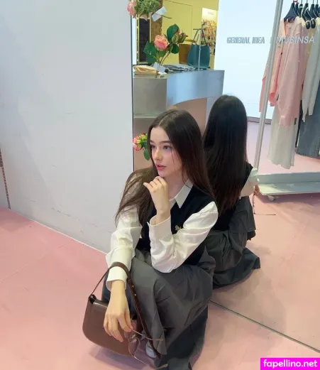 Dasha Taran 5 OnlyFans Thumbnail #eqt2e4aMx4