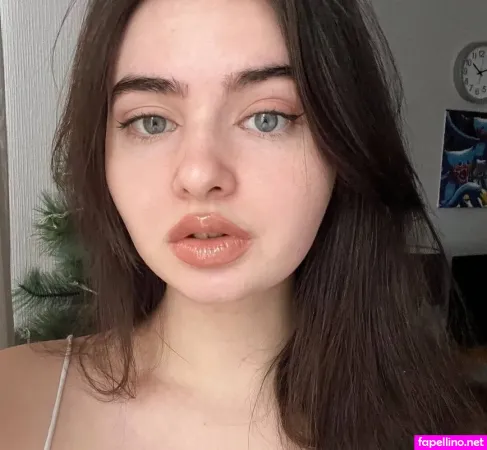 Dashenka OnlyFans Thumbnail #SO9rfKX90D