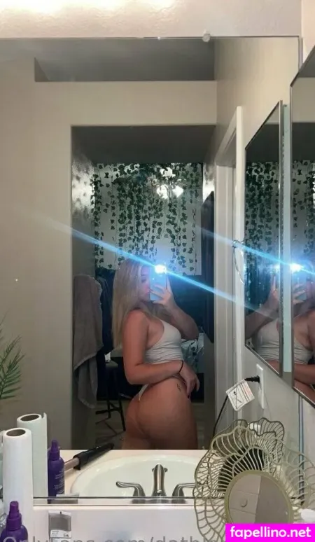 Datblondechick OnlyFans Thumbnail #3HGAv9xX2m