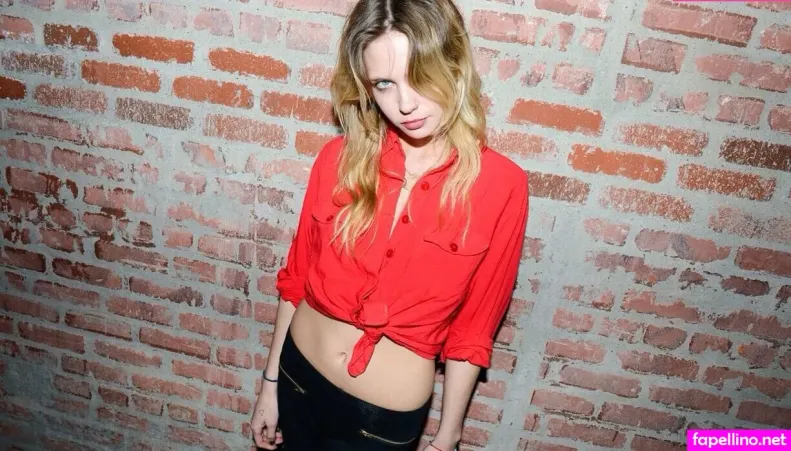 Daveigh Chase OnlyFans Thumbnail #2uzc1GucIq