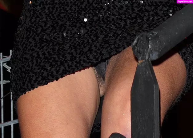 Davina Mccall OnlyFans Thumbnail #IEpI0ExQIR