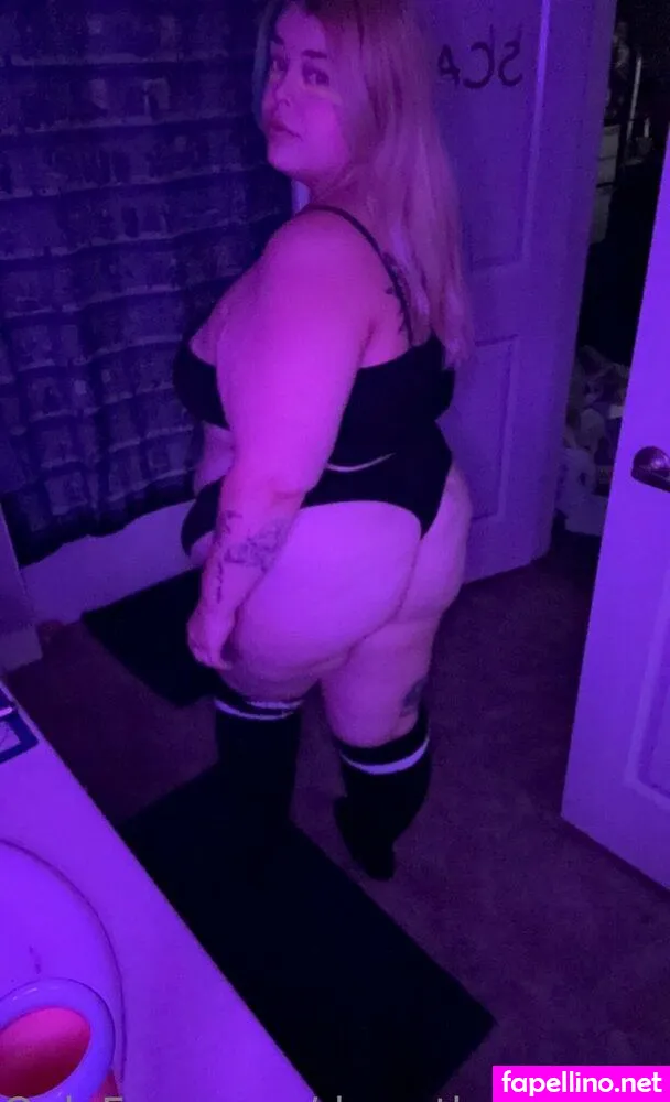 dawnthepothead, deadpothead Nude Leaked OnlyFans Photo #VphEUbnqSu