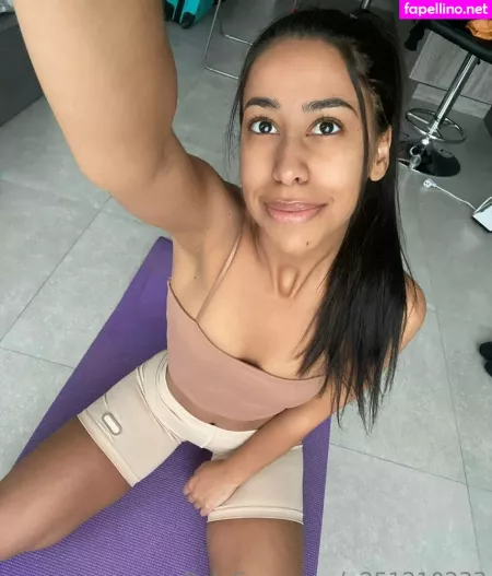 Dayana Sexy OnlyFans Thumbnail #MpcYLi1XWi