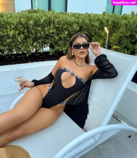 Dayanna Comas OnlyFans Thumbnail #TvbvDWrnb3