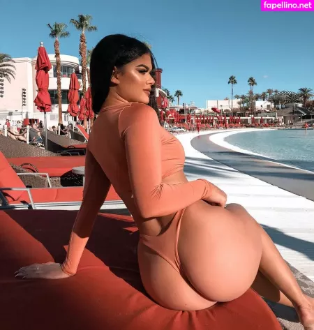 Dayanna Comas OnlyFans Thumbnail #pgQpypv4Xv