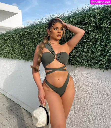 Dayanna Comas OnlyFans Thumbnail #r7tAcUFH08