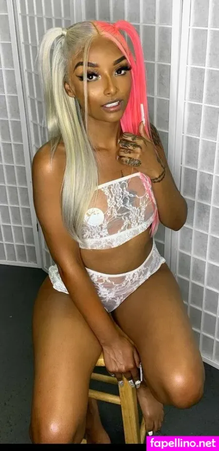 Daywithash OnlyFans Thumbnail #sIGT1vvFzc