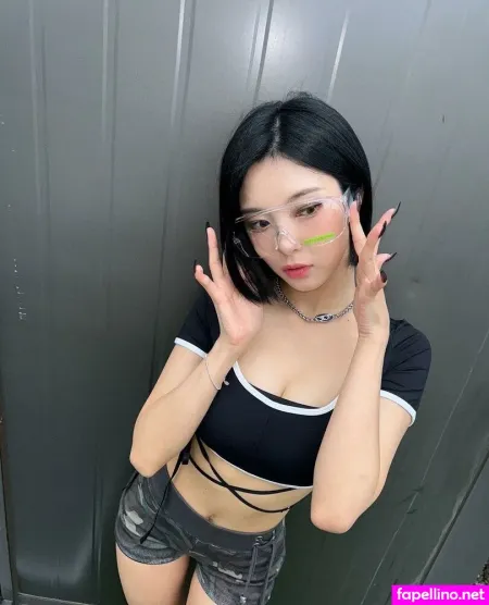 Ddayyeonii OnlyFans Thumbnail #JZr0fr3DZj