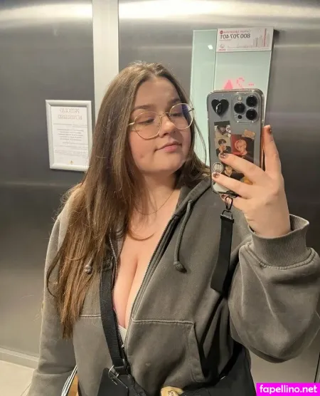 Ddpeachs2 OnlyFans Thumbnail #lwFwwfb4oC