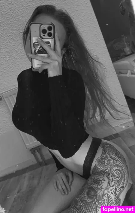 De Leonii OnlyFans Thumbnail #dgbxpEpyii