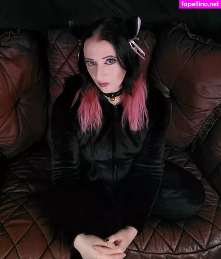 Dead Girly OnlyFans Thumbnail #BKic3djyaB