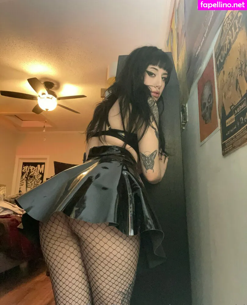 cemeterygirl Nude Leaked OnlyFans Photo #1mSnaNaNkC