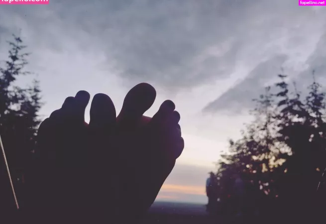 Deadpagen OnlyFans Thumbnail #1uJNAMzVE0