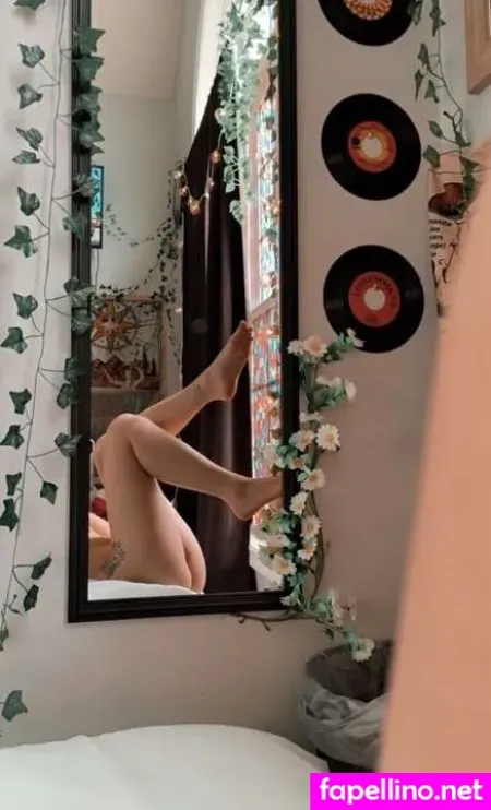 Deadpixieguts OnlyFans Thumbnail #VVnWV583zt