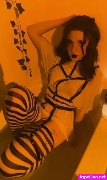 Deadpixies OnlyFans Thumbnail #qZrxTSornx