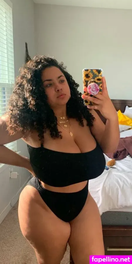 Deanelizyunes OnlyFans Thumbnail #1NUMBNa74m