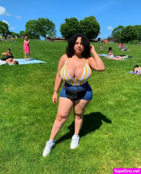 Deanelizyunes OnlyFans Thumbnail #A1hzSgwnFL