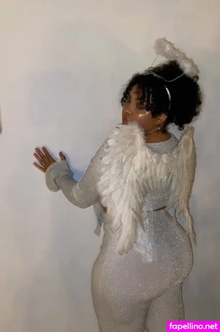 Deanelizyunes OnlyFans Thumbnail #knWkDS1uYj