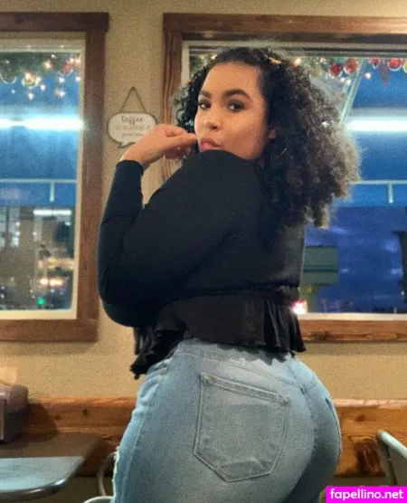 Deanelizyunes OnlyFans Thumbnail #lA07u75Hhf