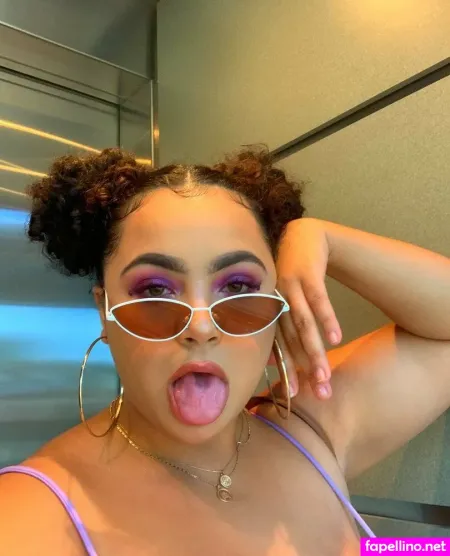 Deanelizyunes OnlyFans Thumbnail #ln7KZjdNWc