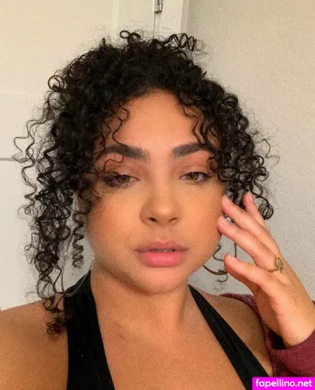 Deanelizyunes OnlyFans Thumbnail #wGXuZM8dm7