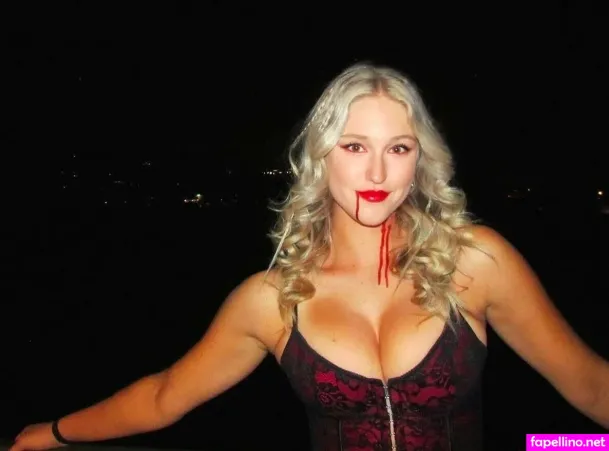 Deanie Woodruff OnlyFans Thumbnail #3qqphQuetr