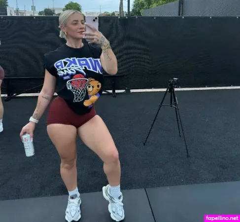 Deanna Horvath OnlyFans Thumbnail #e4YaIXUMKL