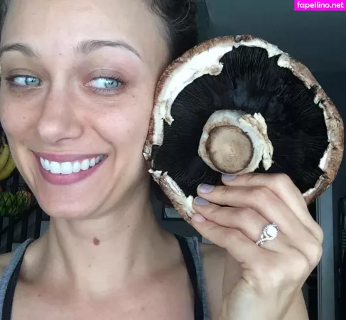 Deanna Russo OnlyFans Thumbnail #H0RCNOBgHJ