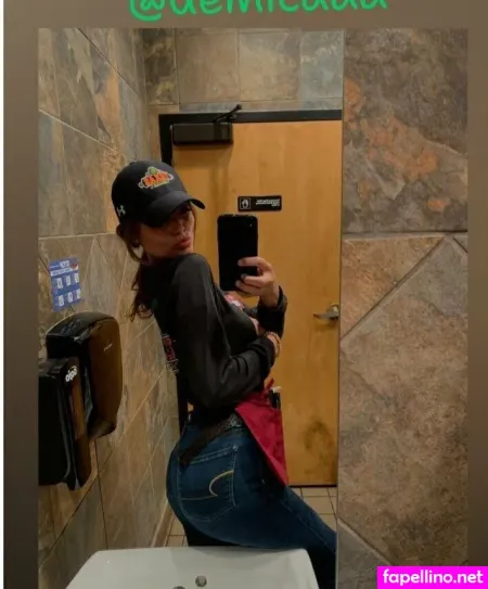 Deanne Spicy OnlyFans Thumbnail #kSiqqpDyxl