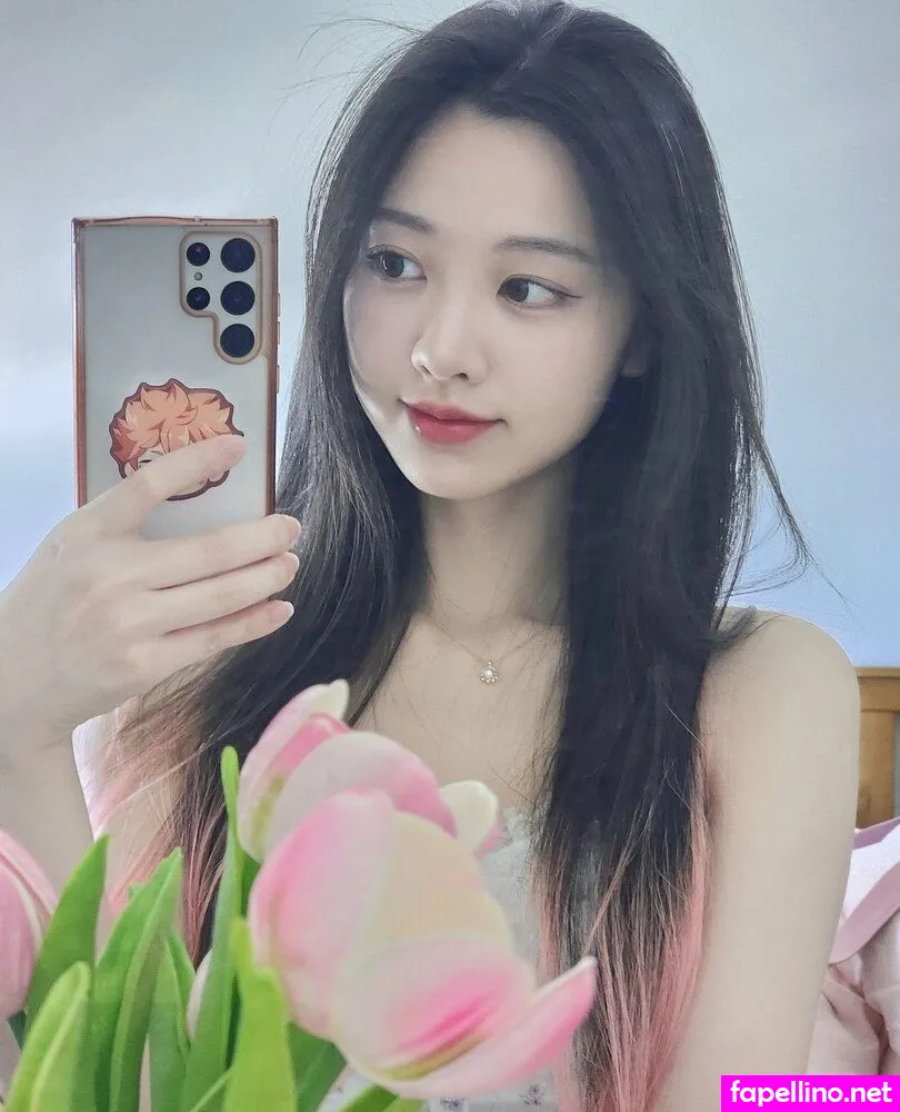 dear.chuu, dearchuutoro Nude Leaked OnlyFans Photo #3PfDSBle5B