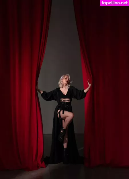 Dear Iris 1 OnlyFans Thumbnail #AWmQEiLkIX