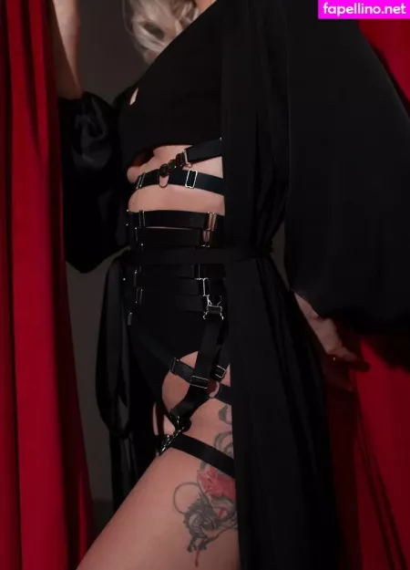 Dear Iris 1 OnlyFans Thumbnail #N49iknrbUX