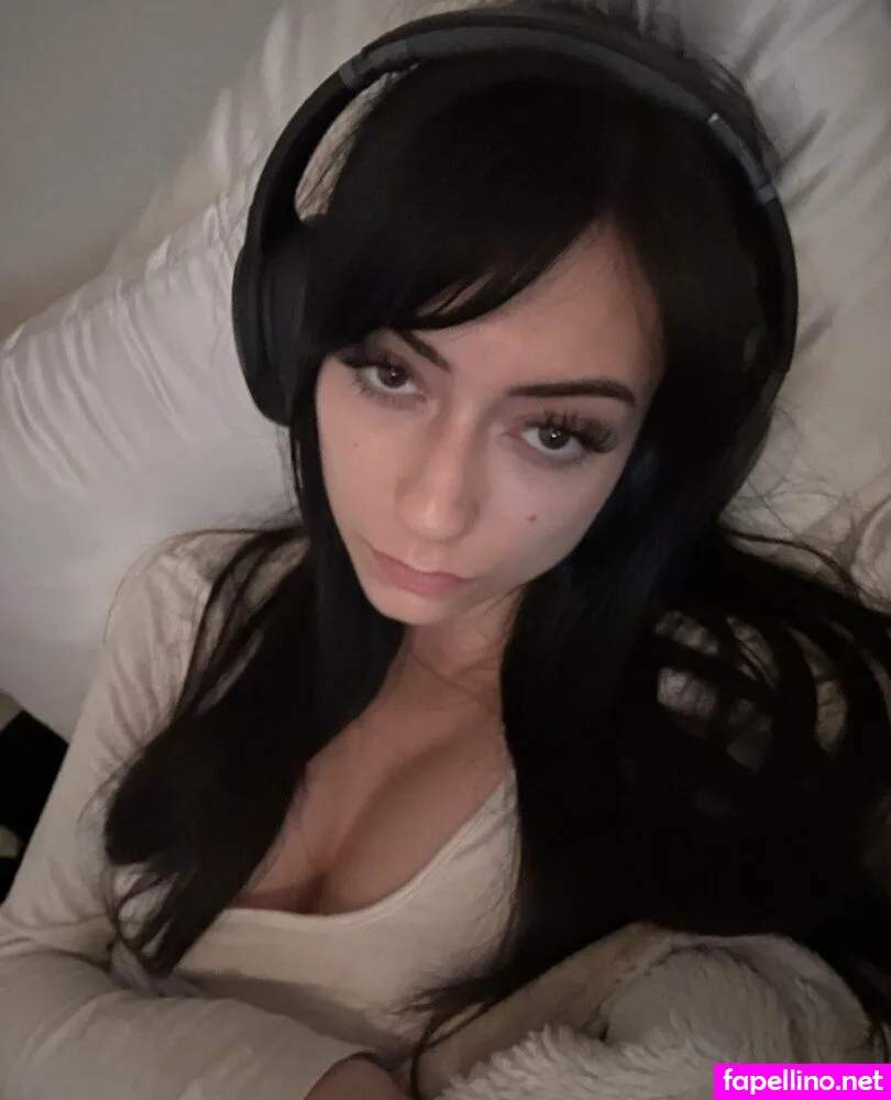 deathlyvampire, deathlyvampire_ Nude Leaked OnlyFans Photo #FCfAvIUhLj