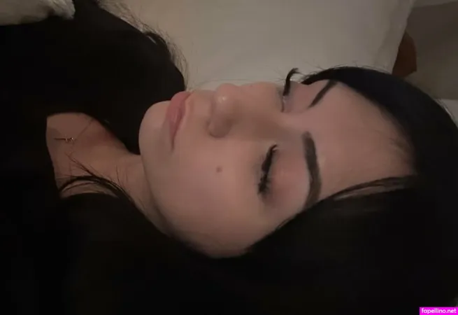 Deathlyvampire Main Profile Photo