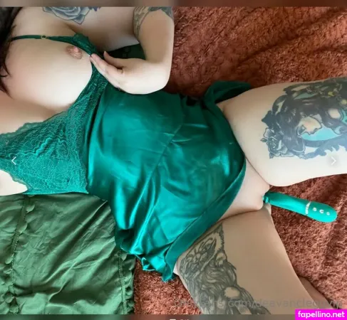 Deavan Clegg OnlyFans Thumbnail #UzJRRgflyw